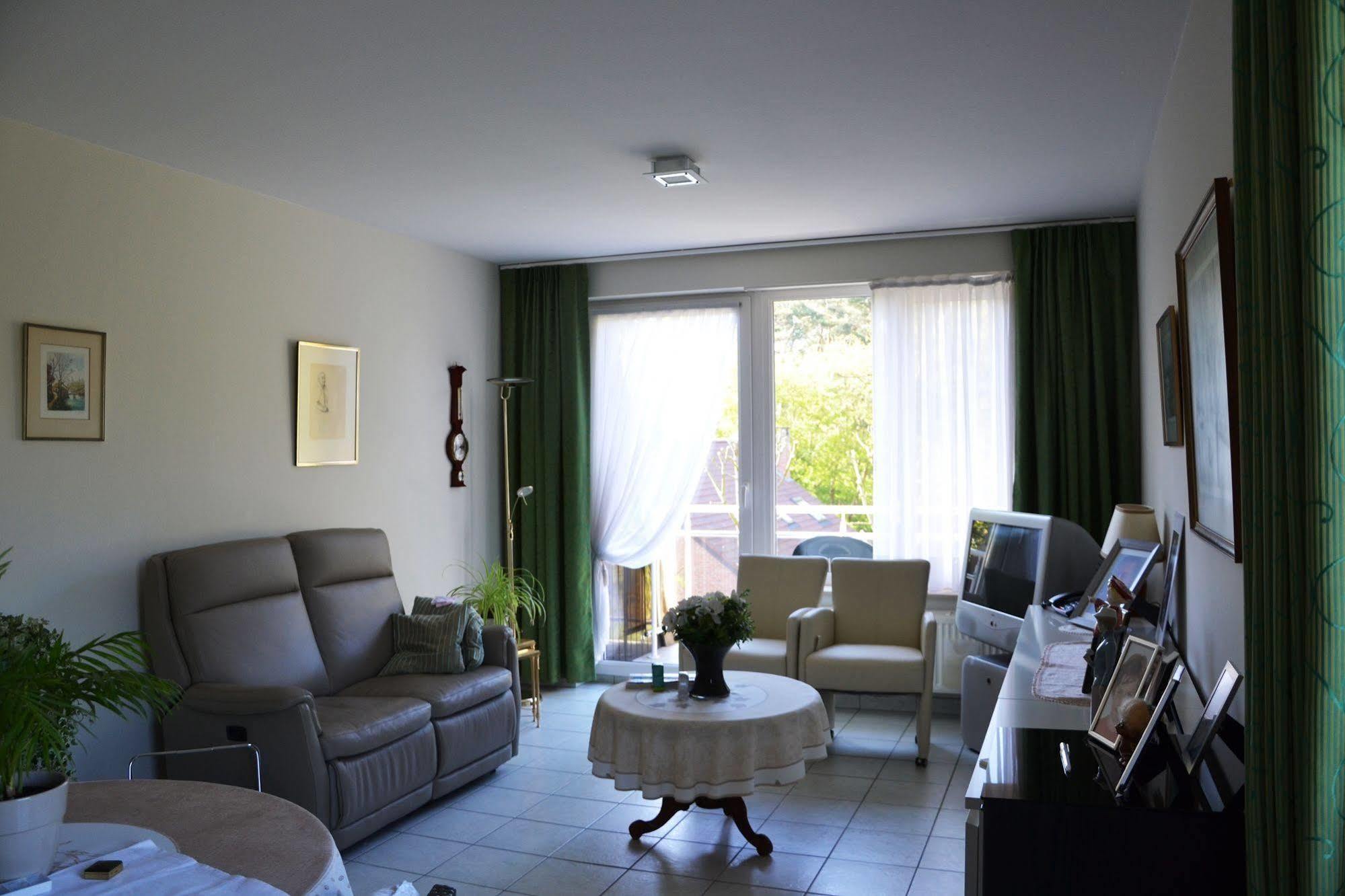 Lindehof Serviced Flats Zoersel Exterior foto